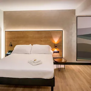 Hotel Ibis Styles Ronda Figueres (Girona)