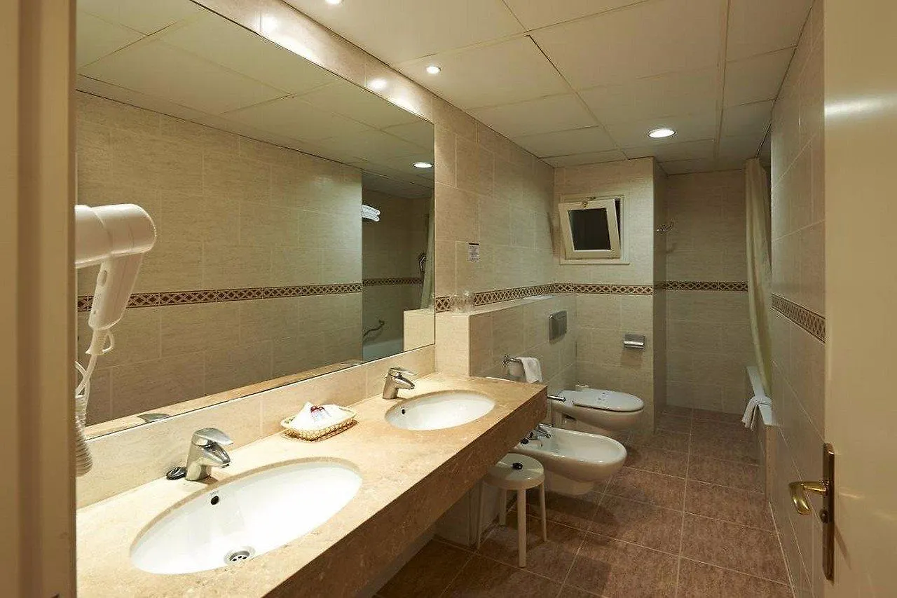 Hotel Abat Cisneros Montserrat 3*,  Spain